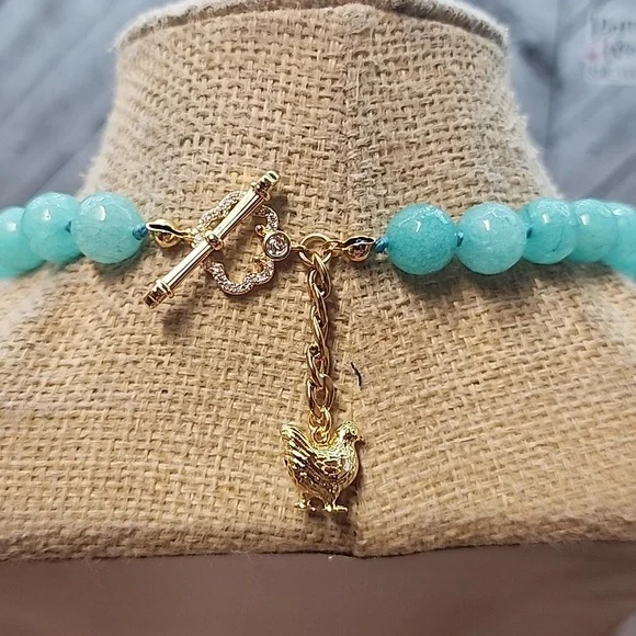 Faceted Aqua Hand Knotted  20 Inch Necklace Set. Aprilsplace Chicken - Picture 3 of 7